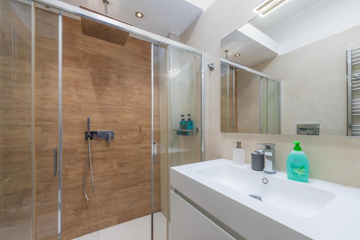 Chic Near The Center,wifi,comfort,parking