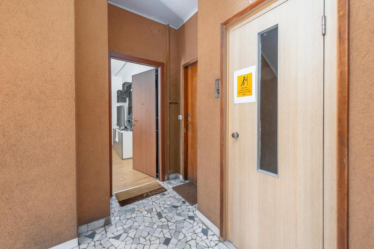 Chic Near The Center,wifi,comfort,parking Apartment Milan